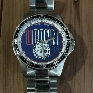 UCONN Huskies Stainless Steel  Watch Connecticut Collectible COACH Series